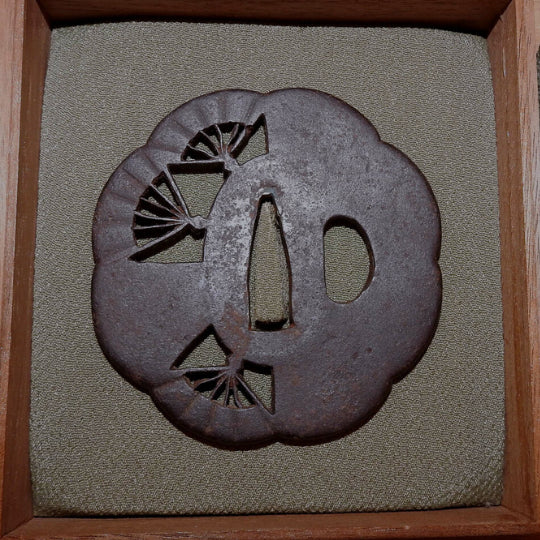 Tsuba, Eisen, Wakizashi - Strebel